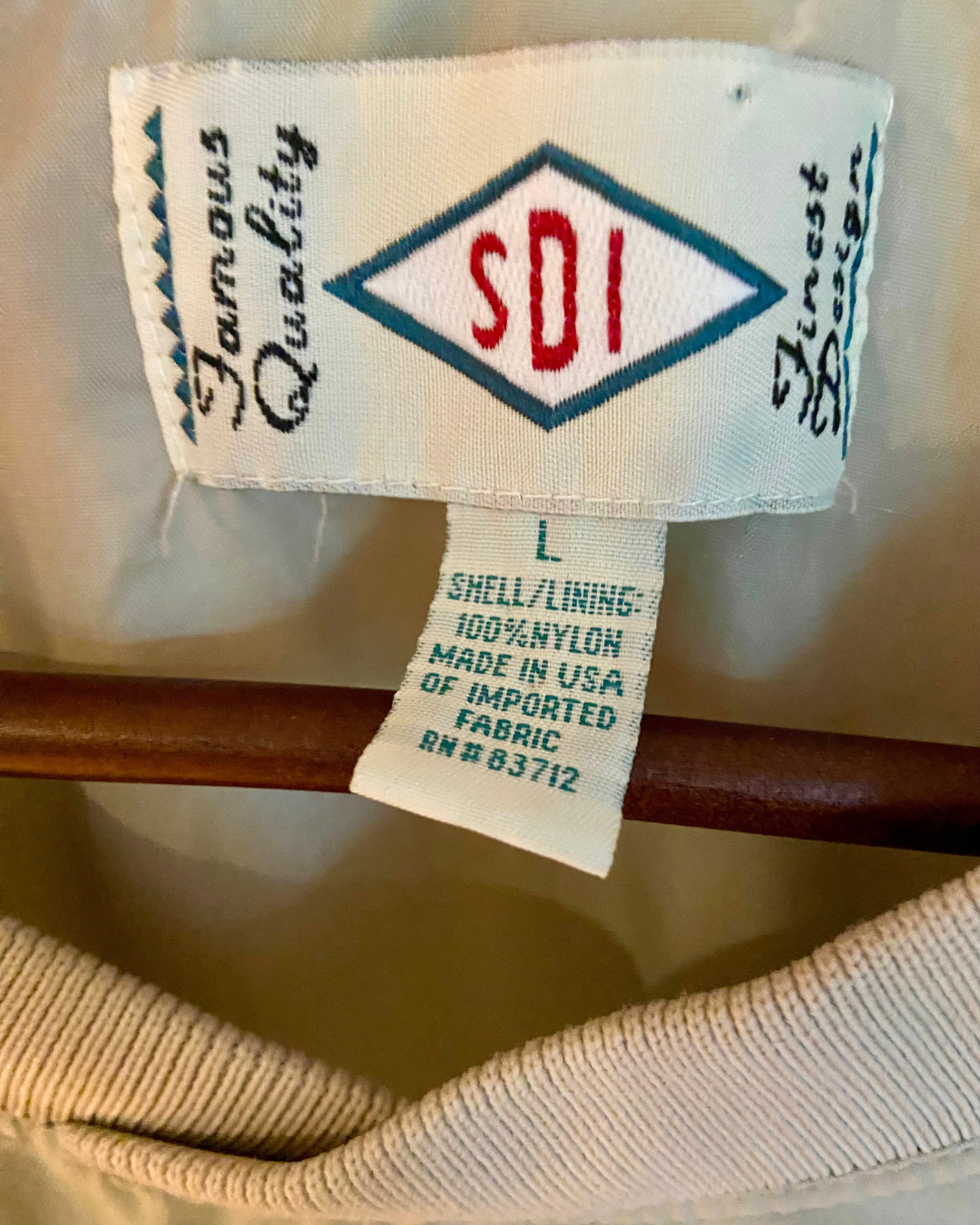Vintage Wilderness River Adventures Pullover