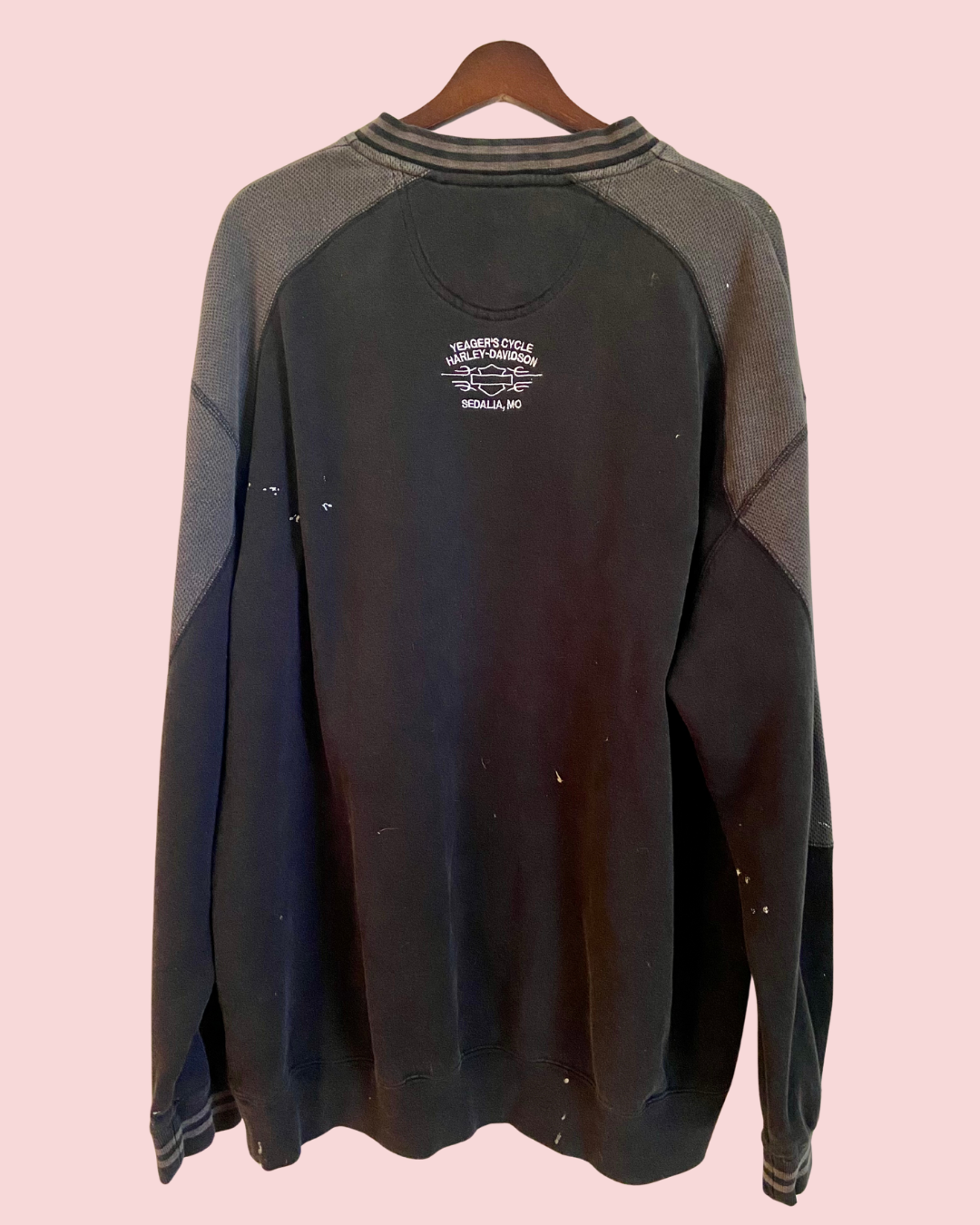 Distressed and Weathered Harley Davidson Yeager's Cycle Sedalia Missouri Sweatshirt